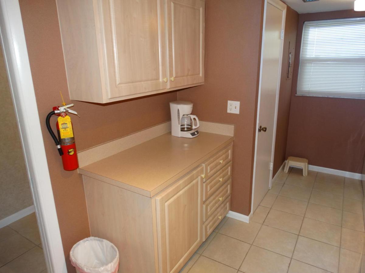 Spanish Main 66- Direct Oceanfront Condo! Cocoa Beach Exteriér fotografie